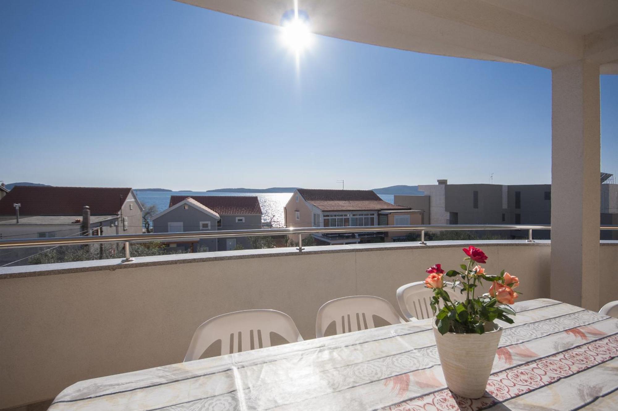 Apartments Vukicevic Brodarica Sibenik Bagian luar foto