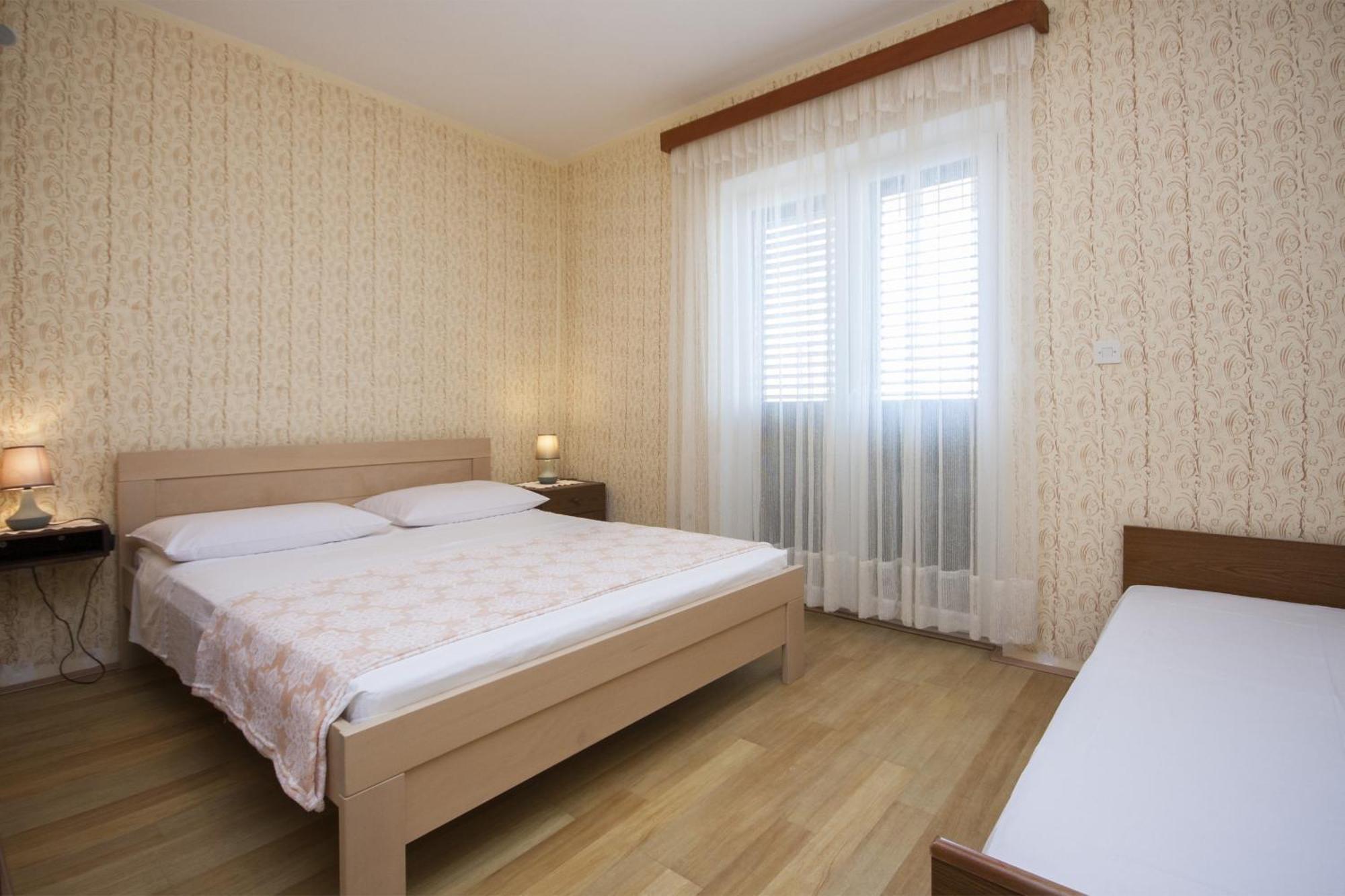 Apartments Vukicevic Brodarica Sibenik Bagian luar foto