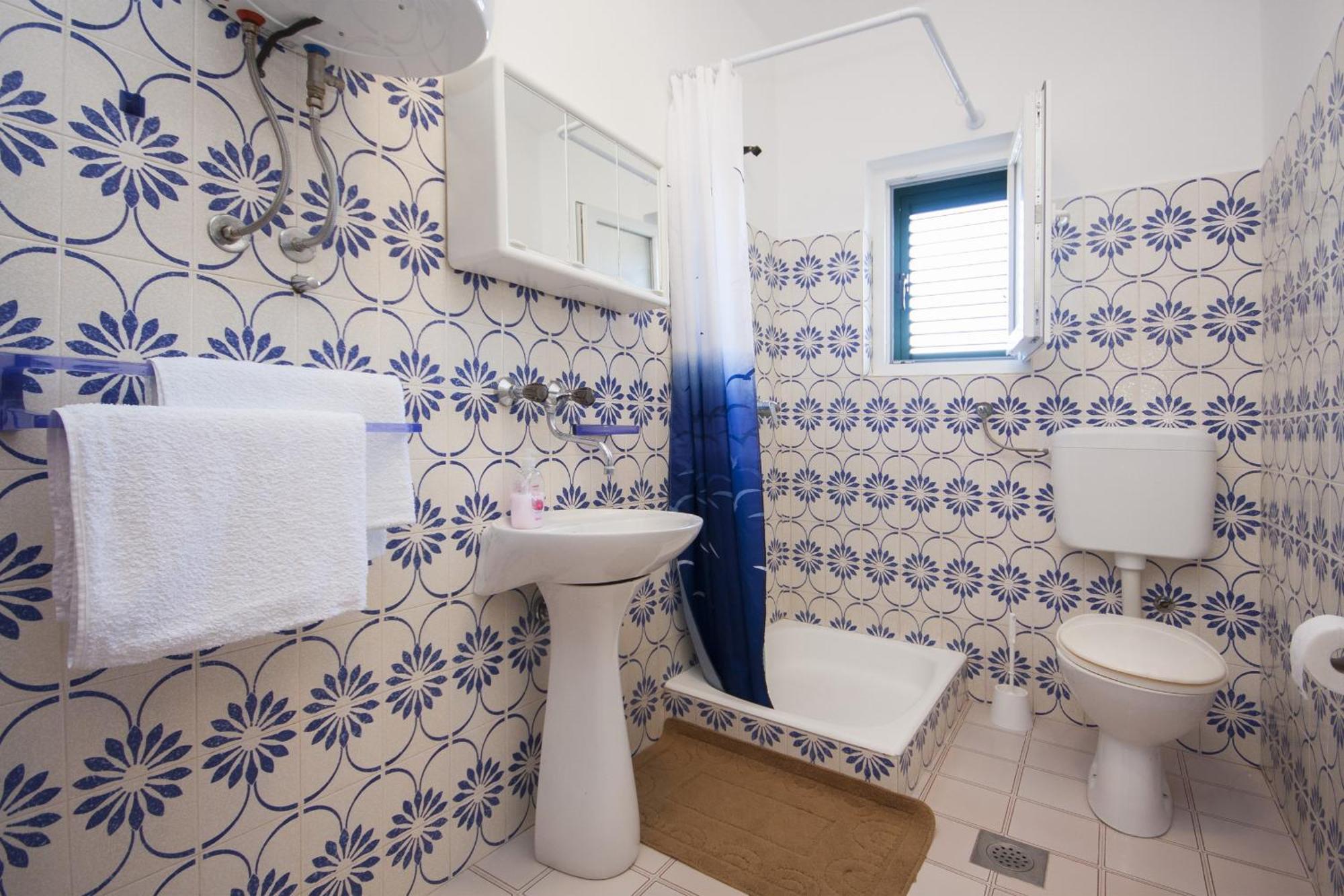 Apartments Vukicevic Brodarica Sibenik Bagian luar foto