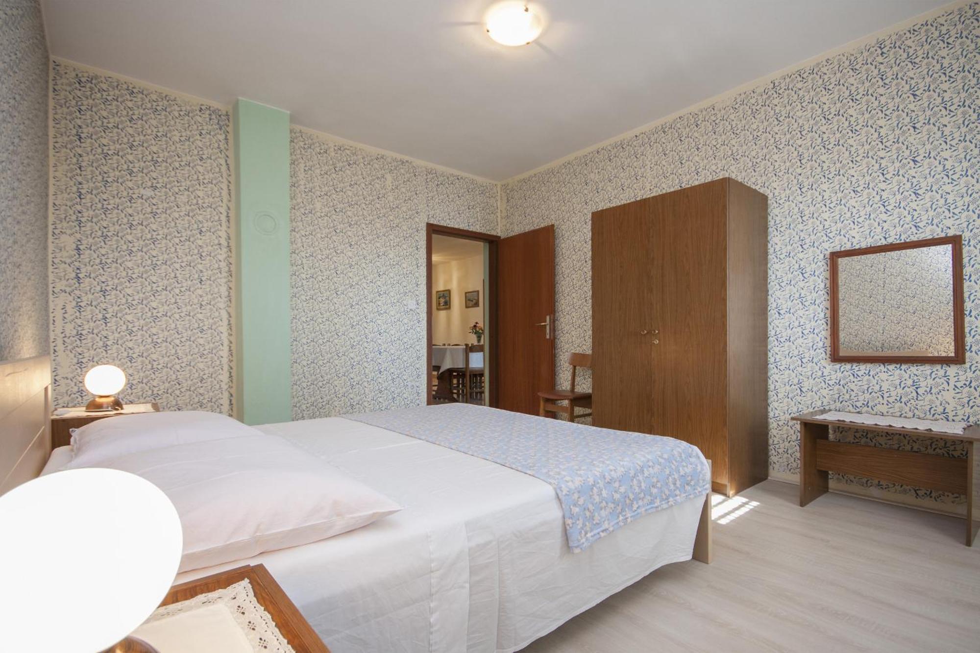 Apartments Vukicevic Brodarica Sibenik Bagian luar foto